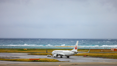 JAL、那覇空港