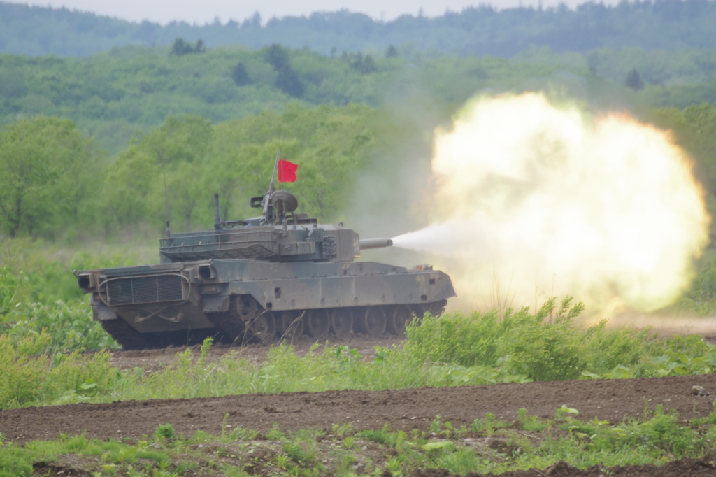 90式戦車実弾射撃