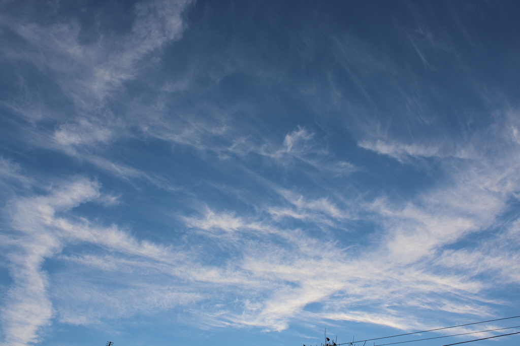 雲も夏から秋への衣替え⑤
