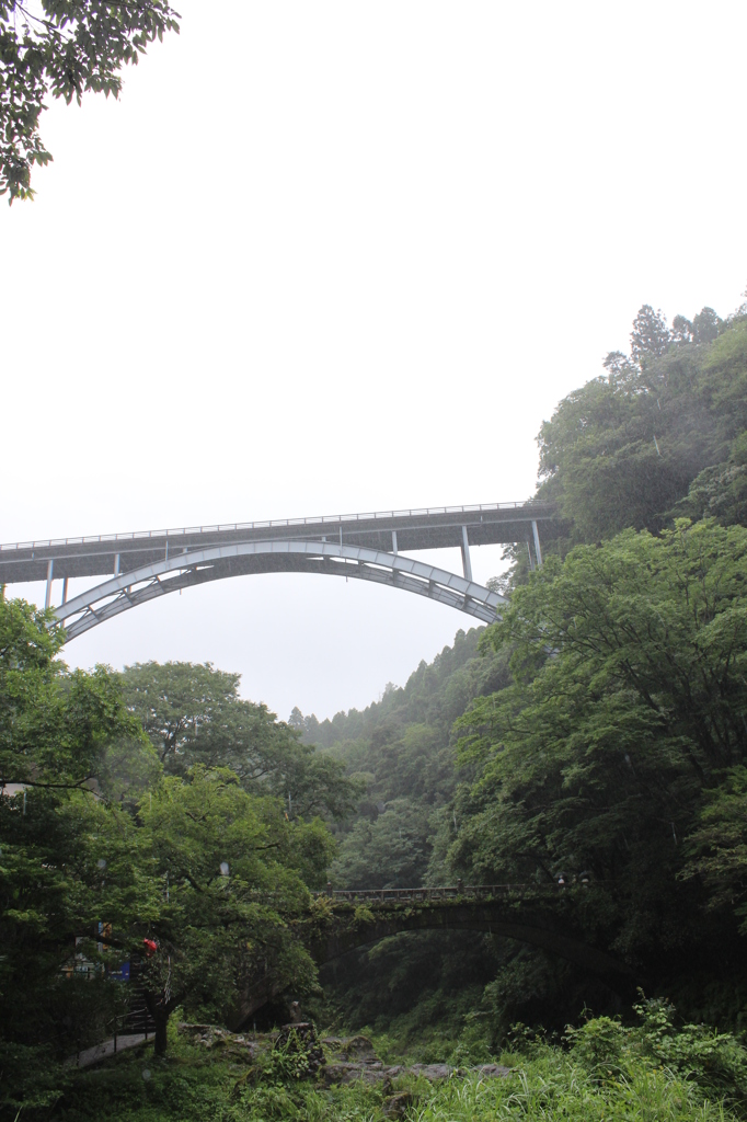 高千穂大橋と神橋（しんばし）