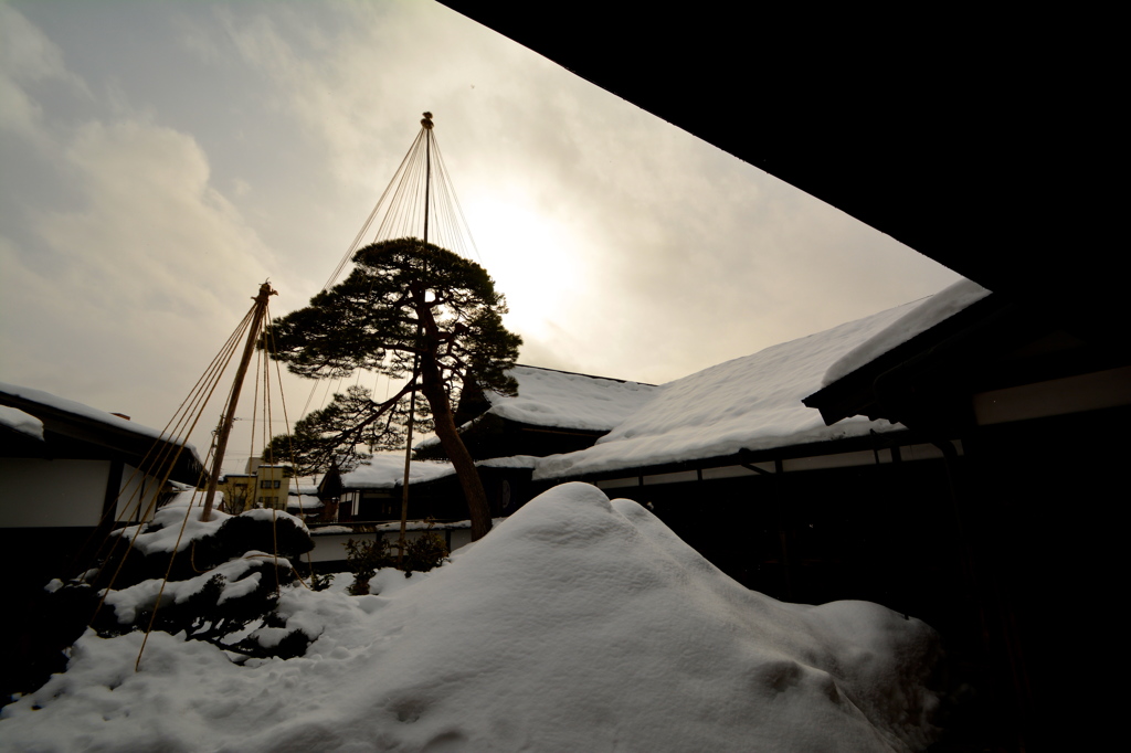 陣屋の雪景色
