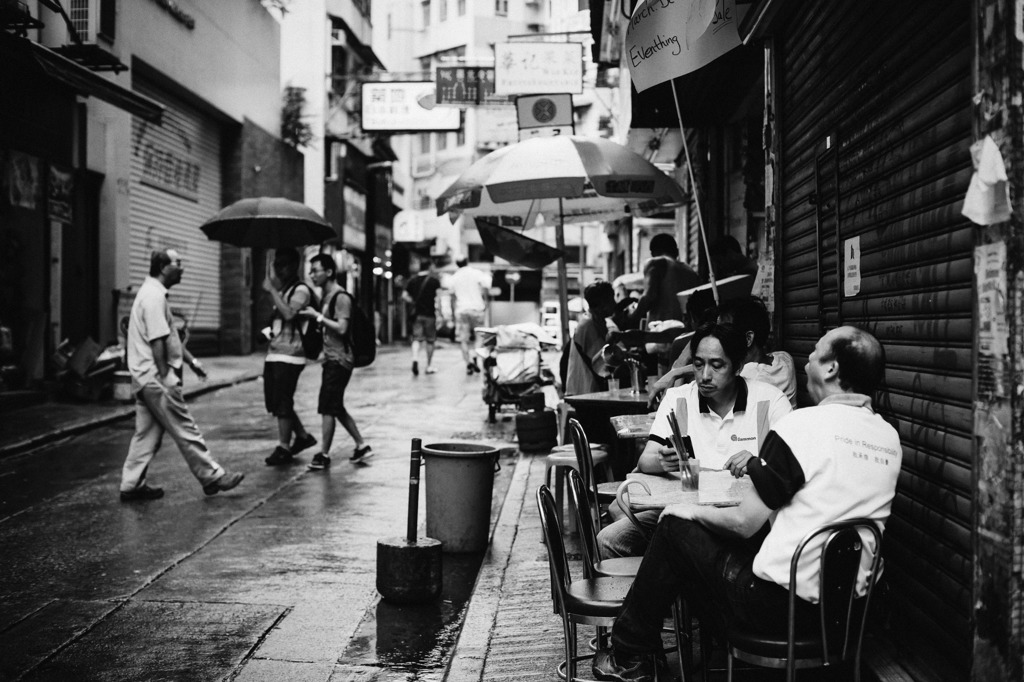 香港、雨