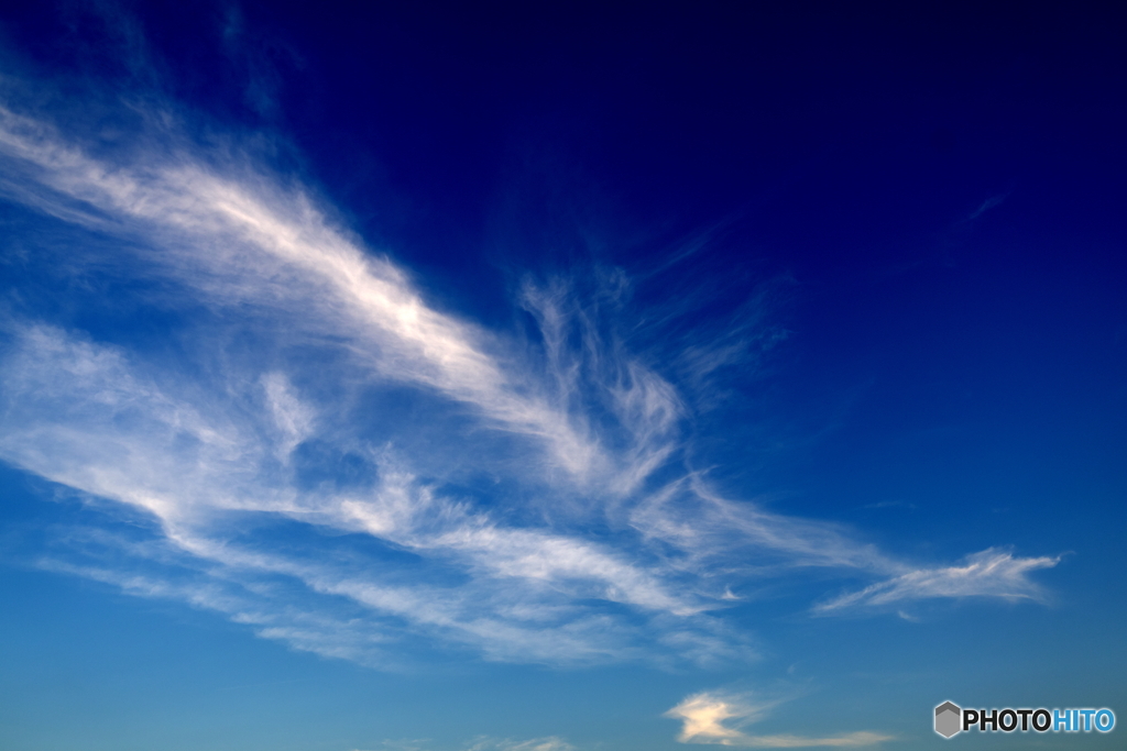雲が舞う