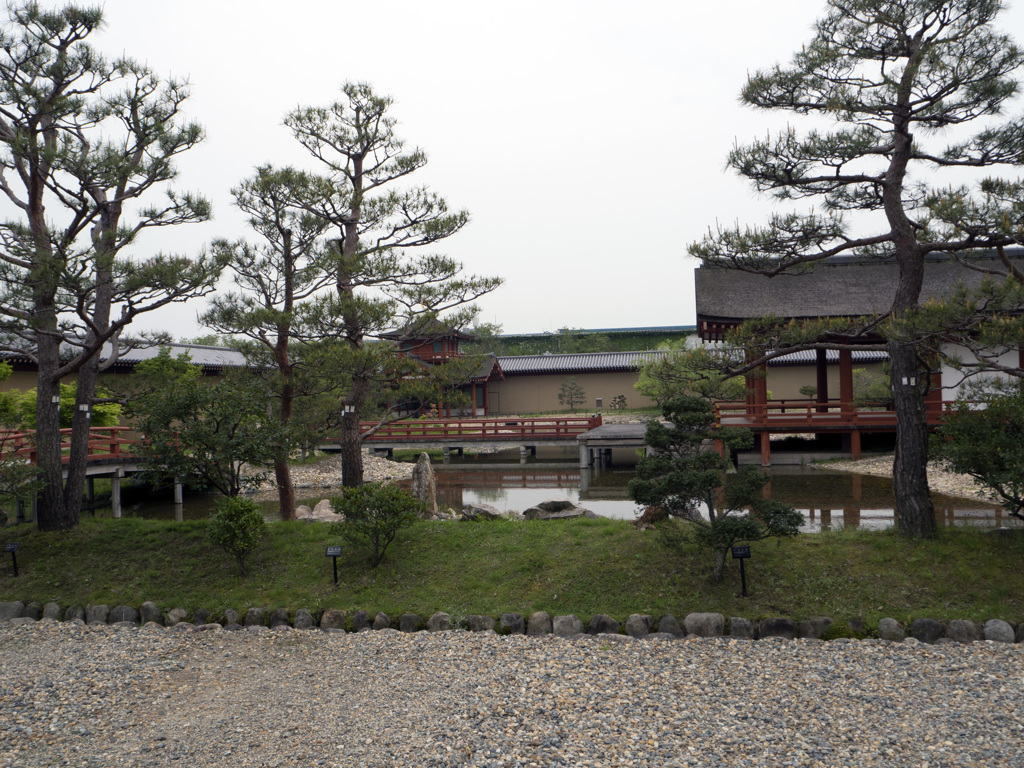 東院庭園のお庭です