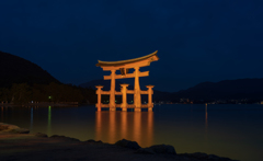薄暮の宮島１