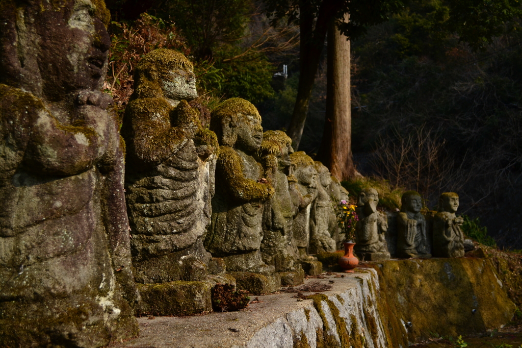 石仏　愛宕念仏寺