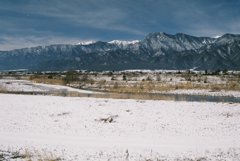 雪の川原