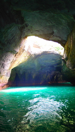 碧の洞窟