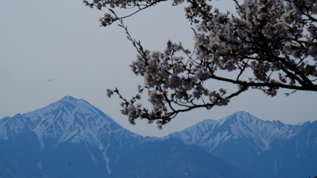 常念岳と横通岳