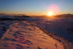 雪原の陽の出