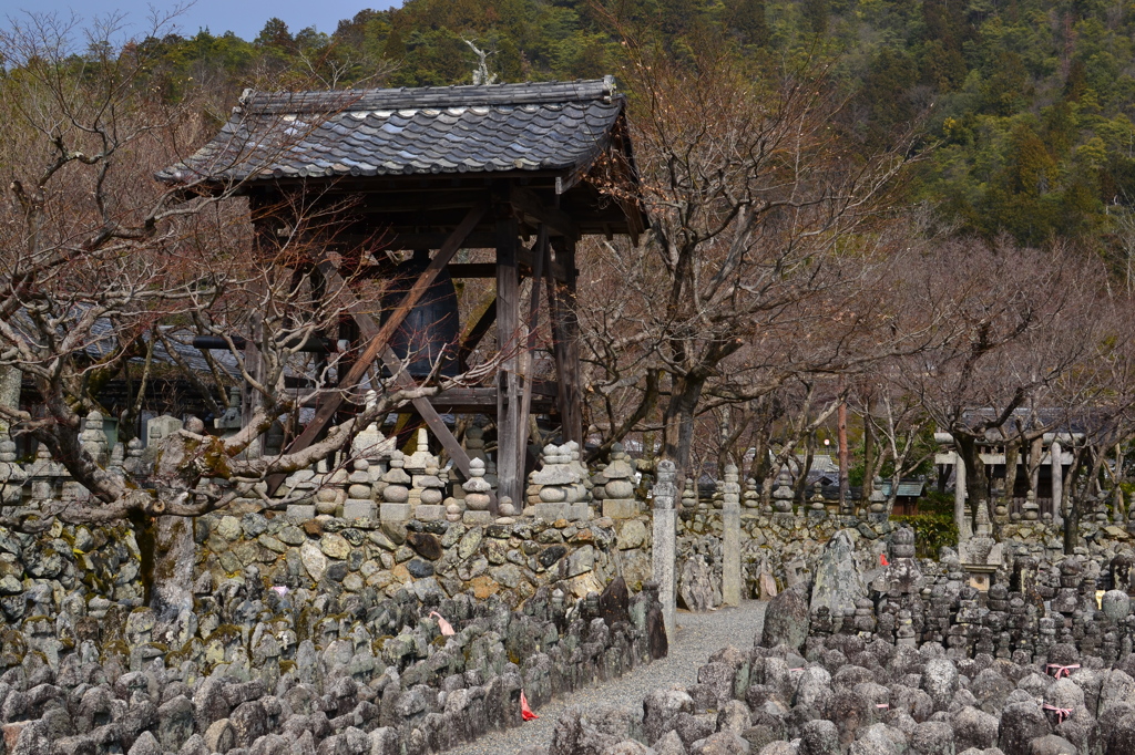 鐘突き堂　（化野念仏寺）