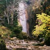 晩秋の滝　（フィルムスナップ）