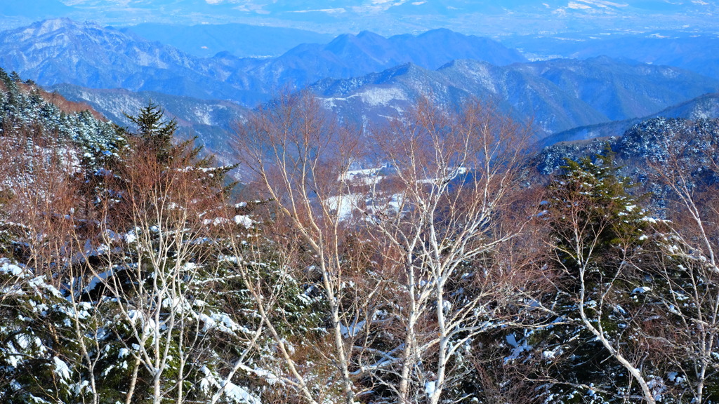 浅間山ろくを見下ろす