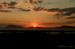 瀬戸大橋から見た夕日_1