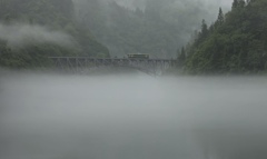 霧の第一橋梁