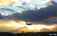 光芒と旅客機