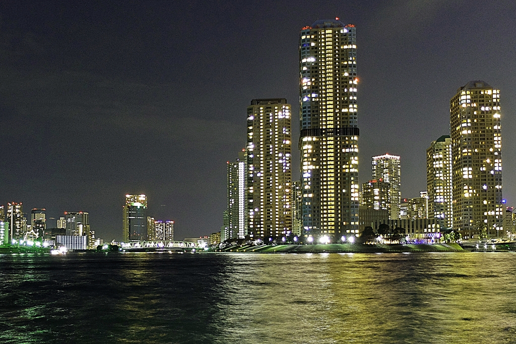 Waterfront in Metropolis