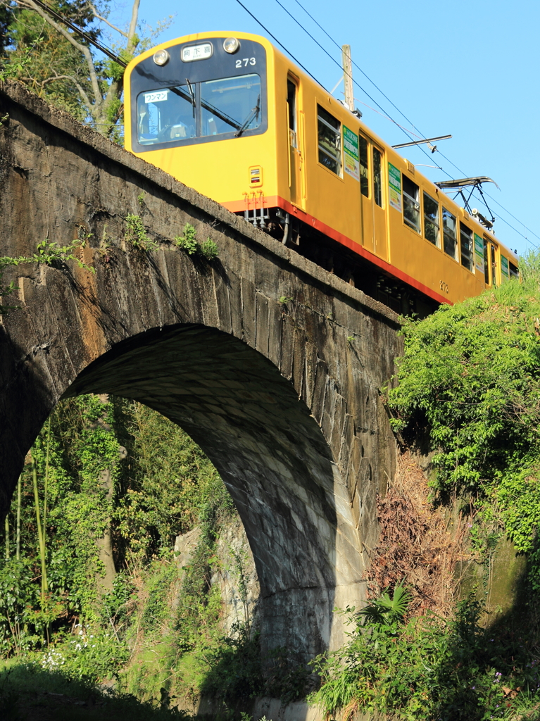 ねじり橋