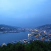 夜明けの街