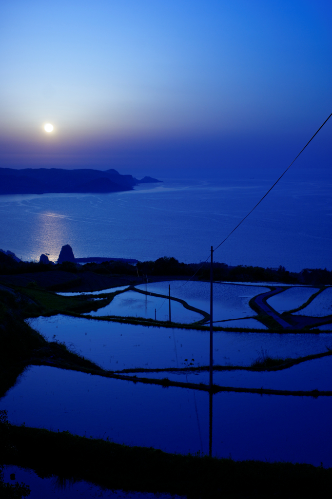 棚田の夕暮れ　Ⅲ