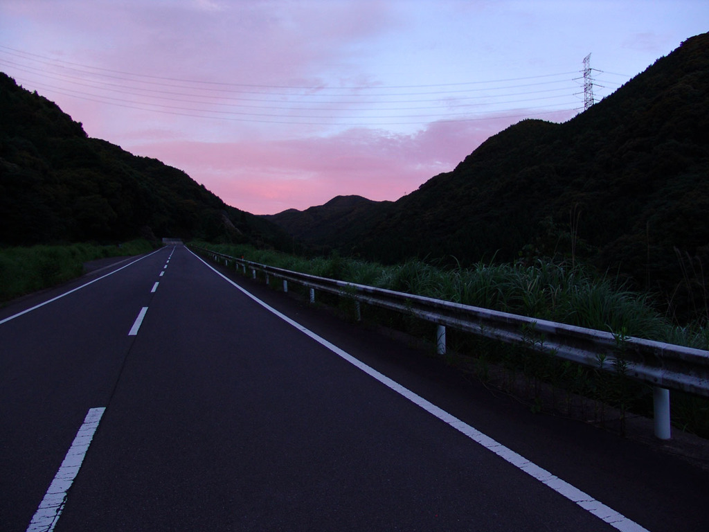 静かな国道