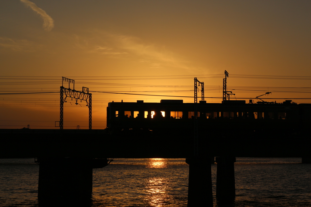 黄昏　お帰り電車