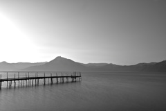 pier on the lake_monochrome