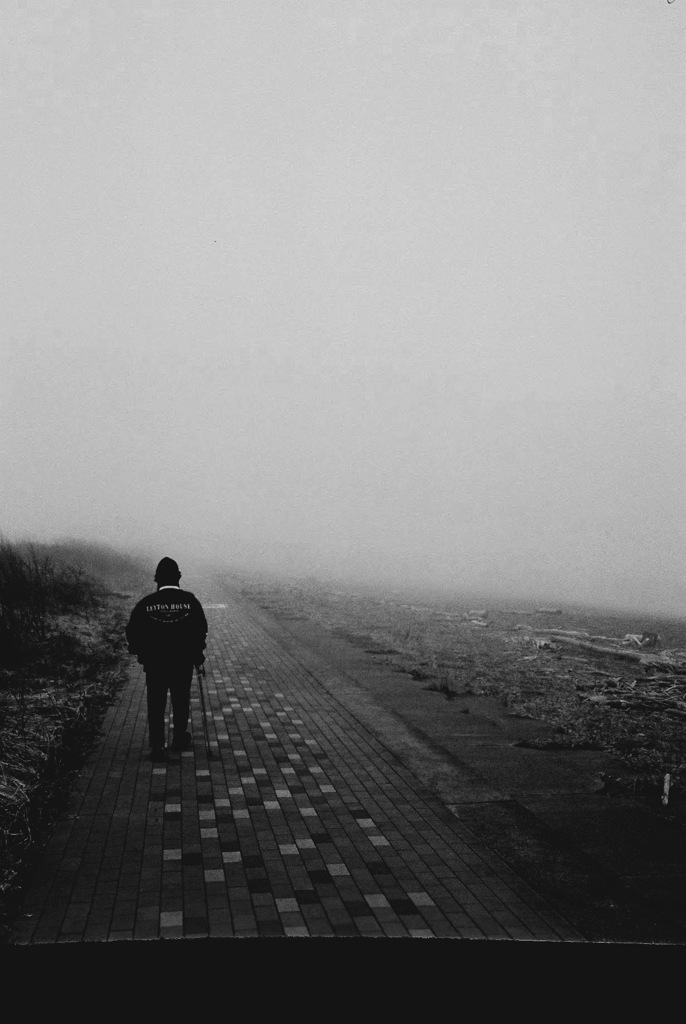 Walking into the fog_film