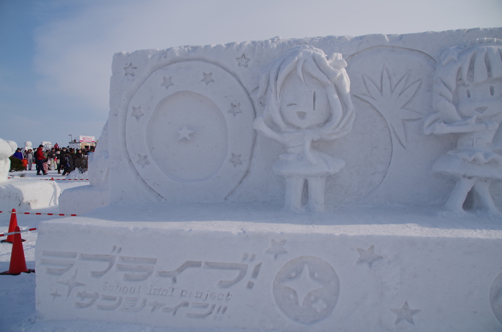 シャ・・・・・じゃなくって　小原 鞠莉　雪像