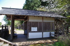 水車小屋外部