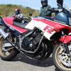YAMAHA　FZ750　