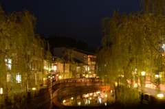 雨上がりの温泉郷