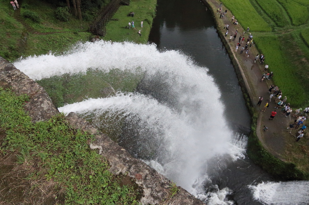 通潤橋（橋の上から）