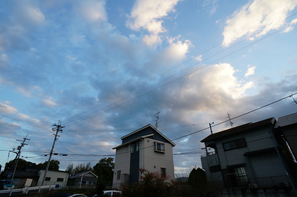 雨上がりの朝の空