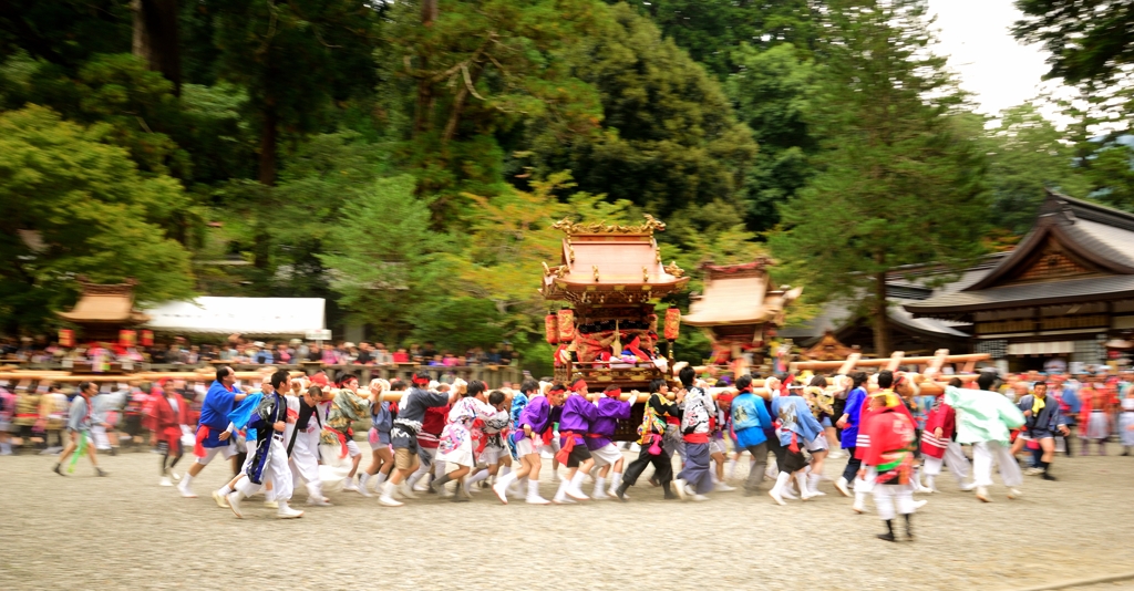 丹生川神社の神輿
