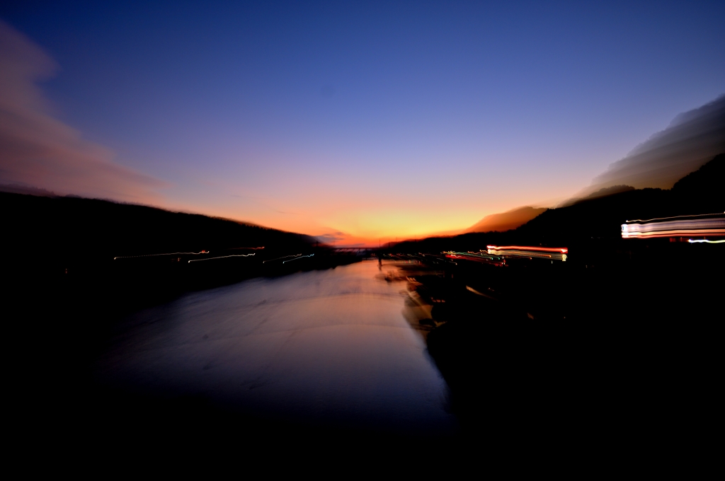 上市鉄橋