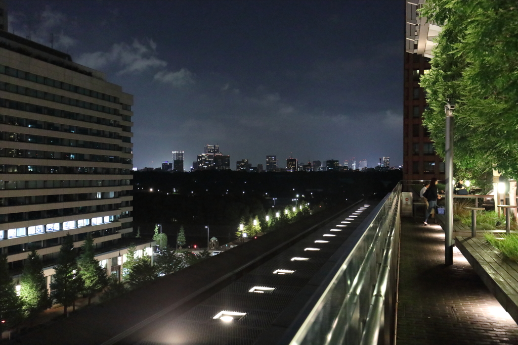 丸の内夜景(高感度テスト)