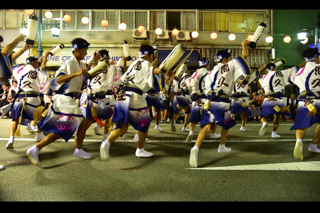 男踊り。