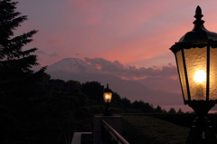 夕暮れの富士山