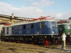 E18形電気機関車
