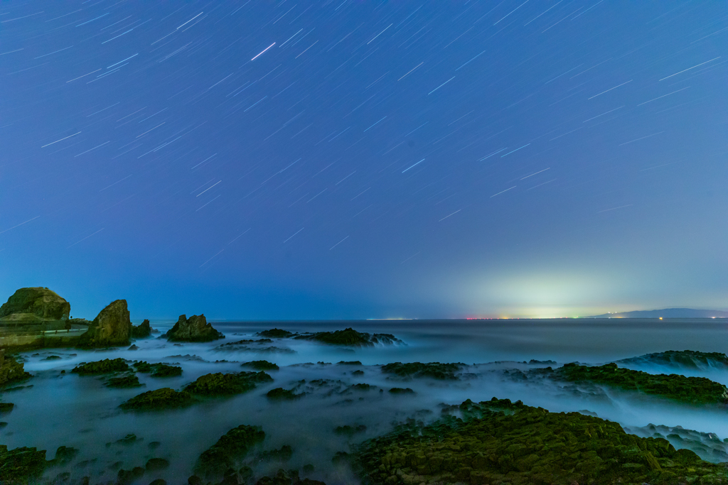海と星空