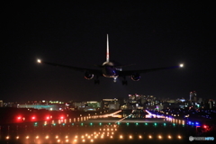 夜間飛行JAL767