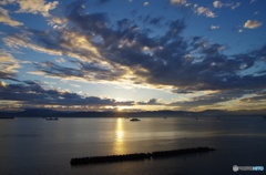 穴潤(あなま)の夕陽