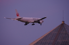 ピラミットと７７７