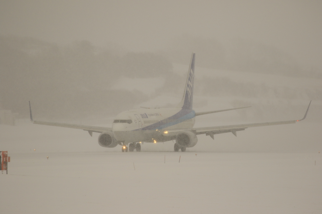 Boeing 737-881