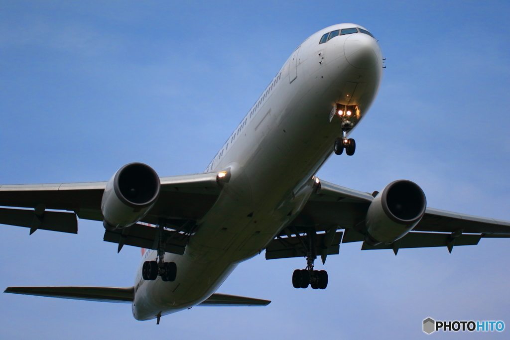 B767