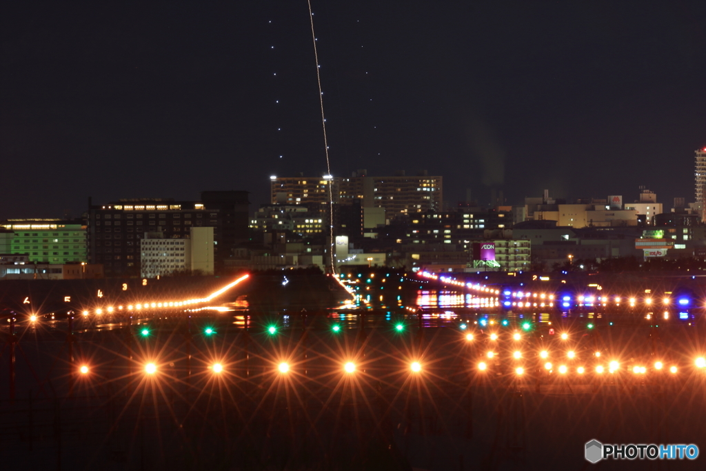 夜の空港