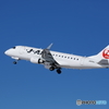 青い空、白い飛行機