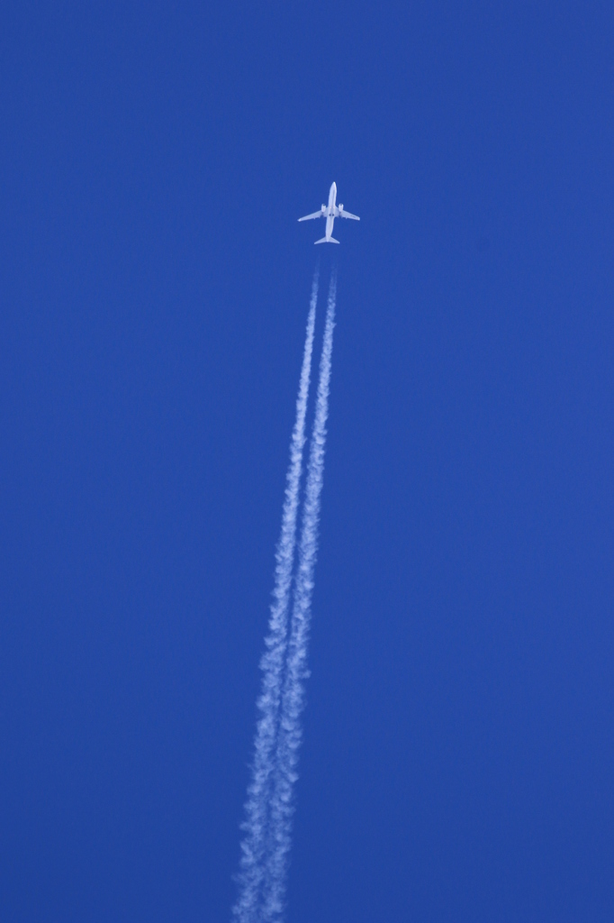 上空通過