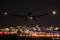 闇夜の７６７